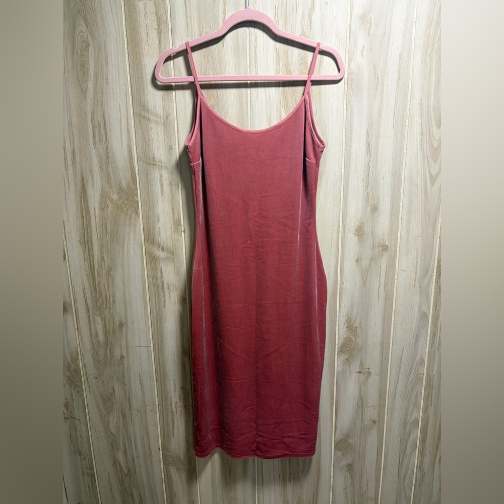 Forever 21 Pink Spaghetti Strap Midi Dress